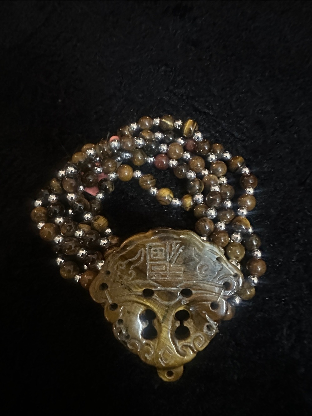 Handcrafted Tiger Eye Bead Bracelet with Antique Gold Pendant
